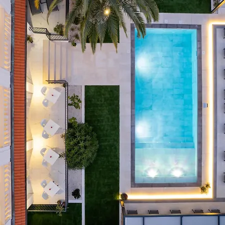 Vaal 4* Ρόβινι