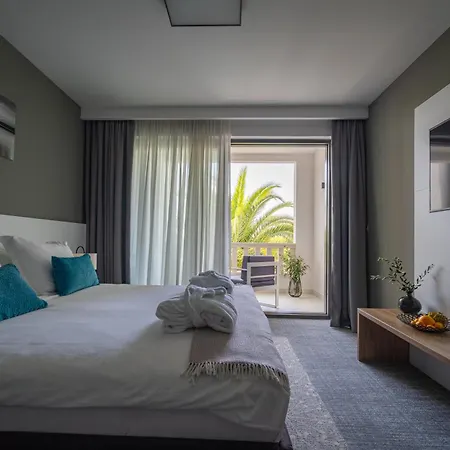 Vaal 4* Ρόβινι