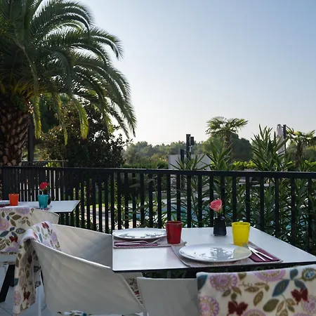 Couette-café Vaal 4*