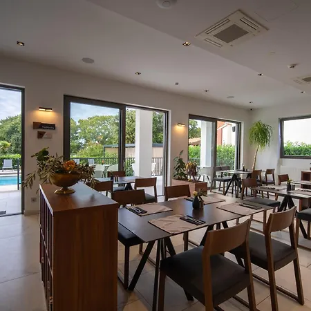 Vaal Couette-café Rovinj
