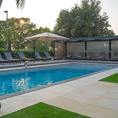 Vaal Bed and Breakfast Ρόβινι