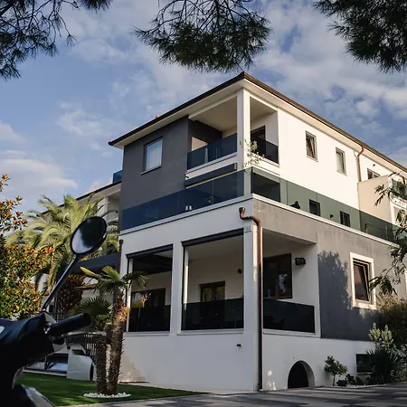 Vaal Bed & Breakfast 4*